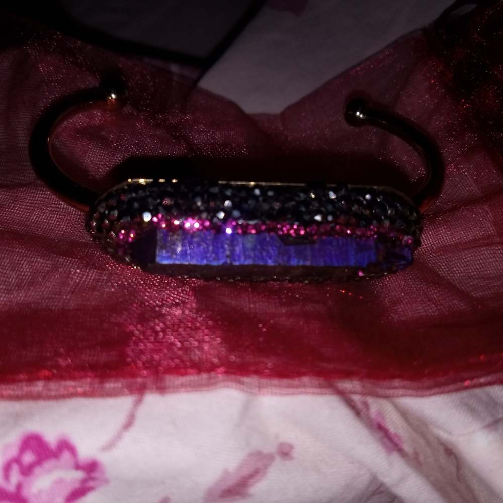 NATURAL QUARTZ CUFF BANGLE